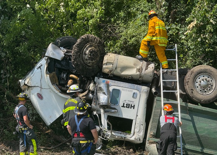 Rollover Crash Causes Major Delays on I-84 in Patterson