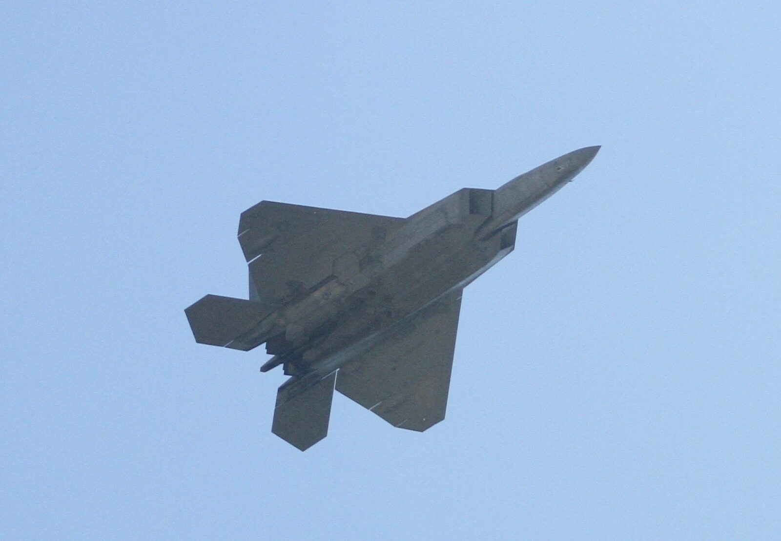 Air Show Returns to Orange County Airport