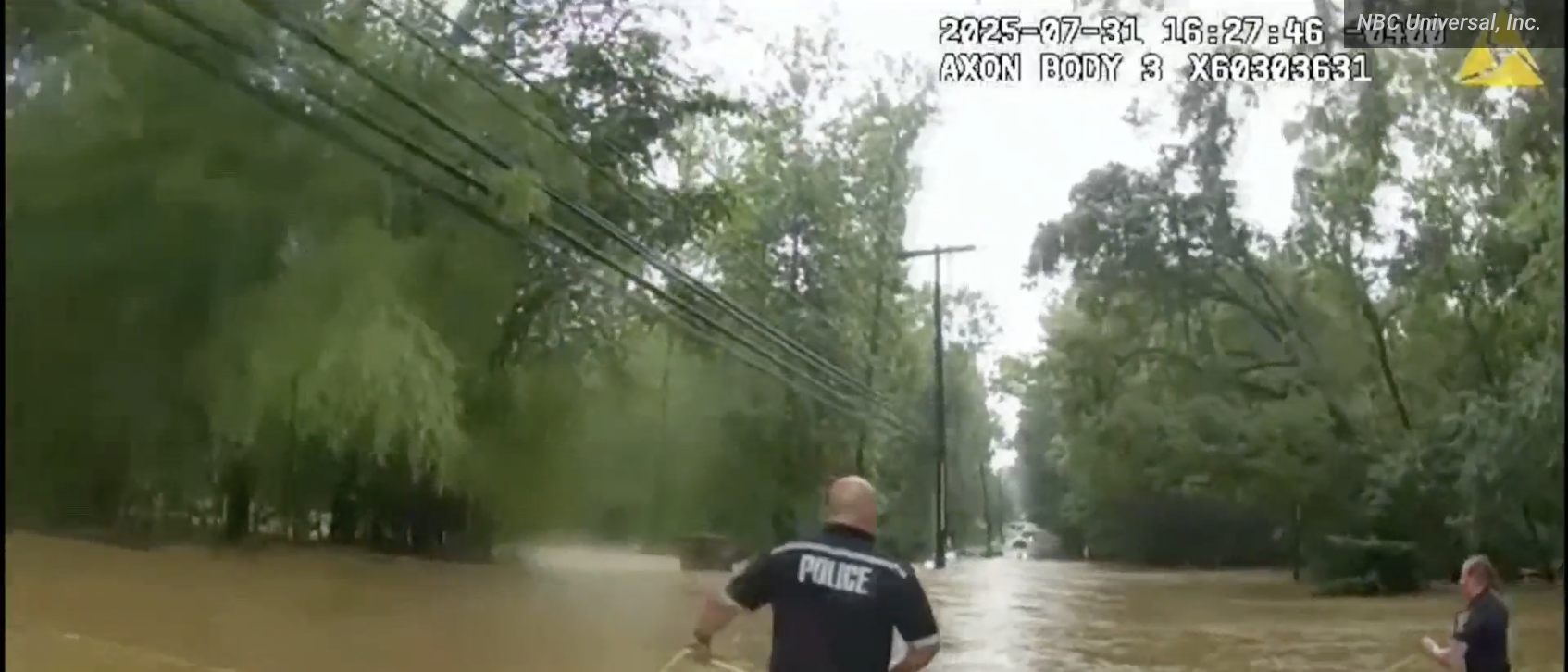 Heroic Video Captures Dramatic Rescue of Children from Submerged SUV During Maryland Flooding