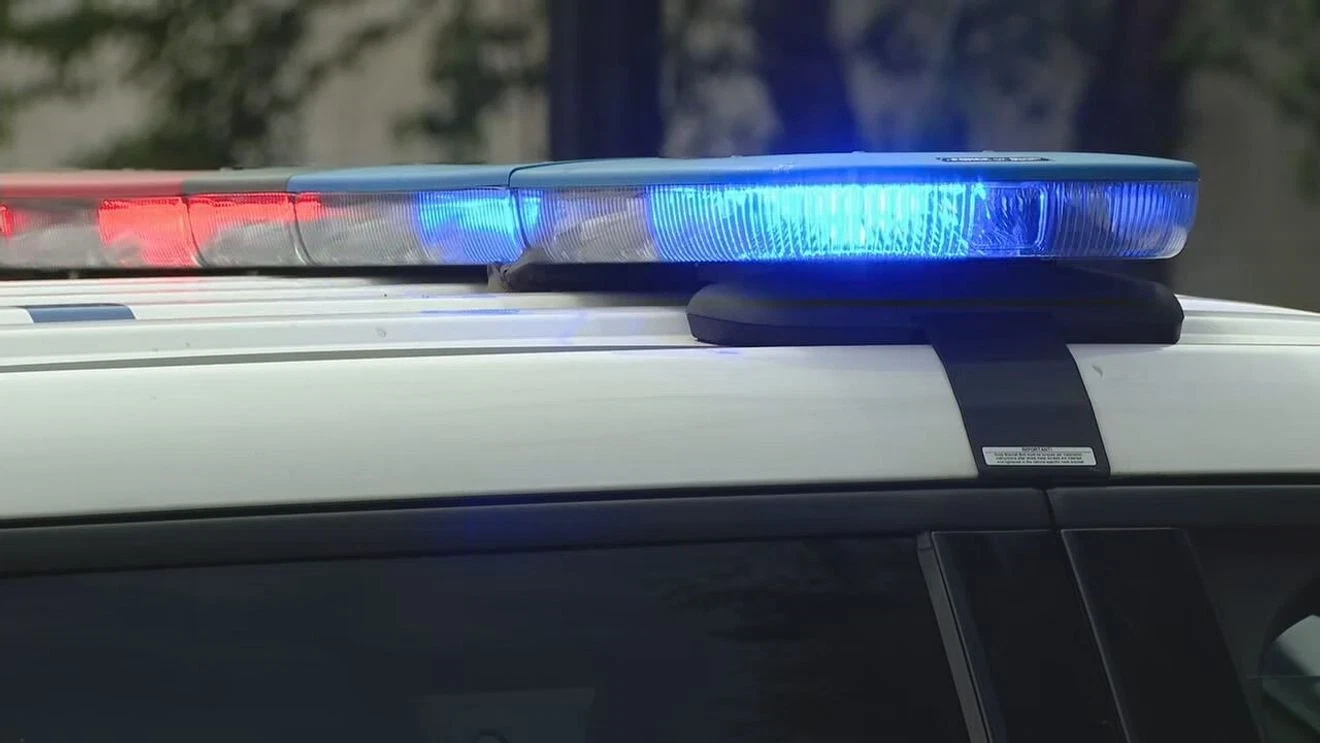 Man Robbed at Gunpoint in Northwest D.C.; Electronics and Car Stolen