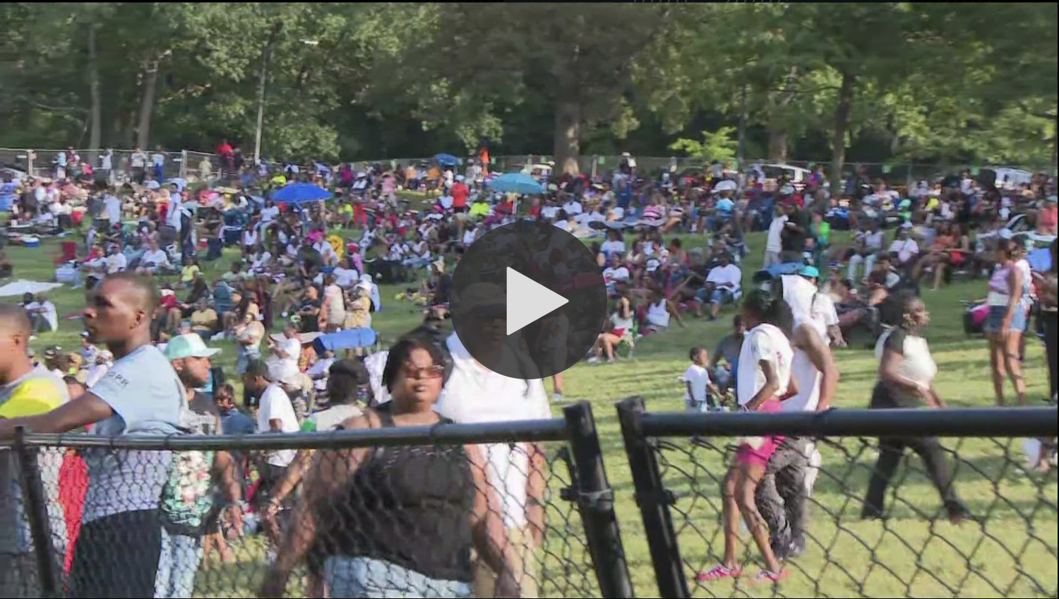 Thousands Honor Godfather of Go-Go on Chuck Brown Day